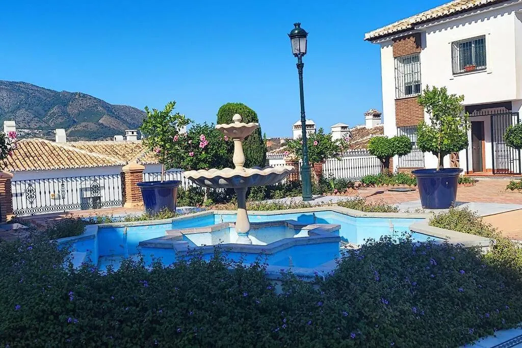 !!Fabulous Duplex In Mijas Costa With Community Pool And Parking Free!! Apartment Malaga