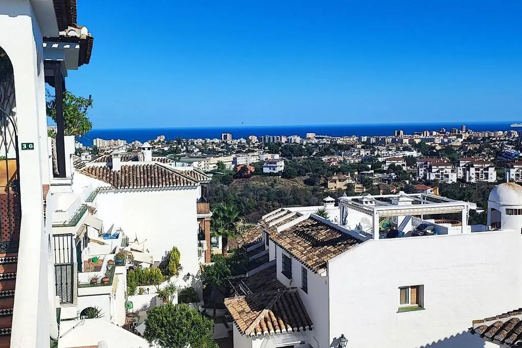 !!Fabulous Duplex In Mijas Costa With Community Pool And Parking Free!! Apartment Malaga